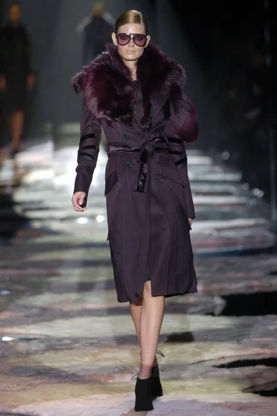 Look 8